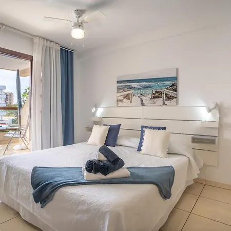Appartement Go2tenerife Apart'azul Near The & Pool View Playa de las Américas