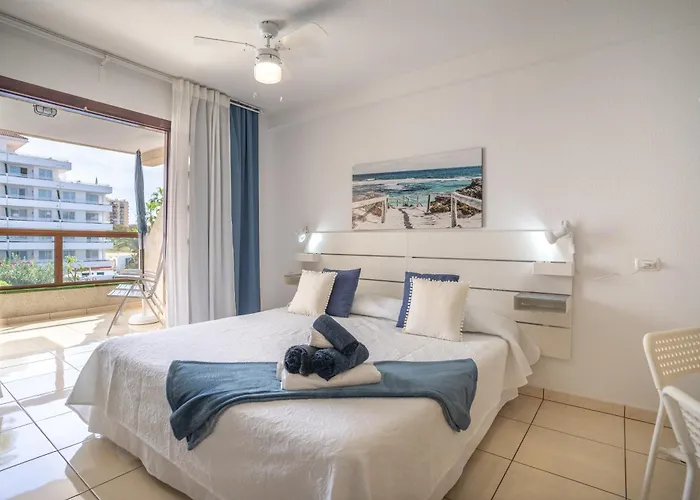 Appartement Go2tenerife Apart'azul Near The & Pool View Playa de las Américas